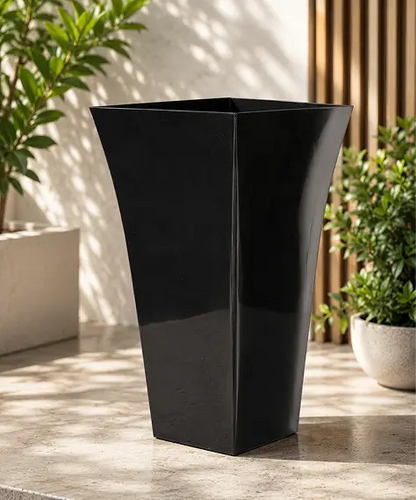 Tall Milano Gloss Planters – White or Black Shiny Flower Pots for Home & Garden Décor