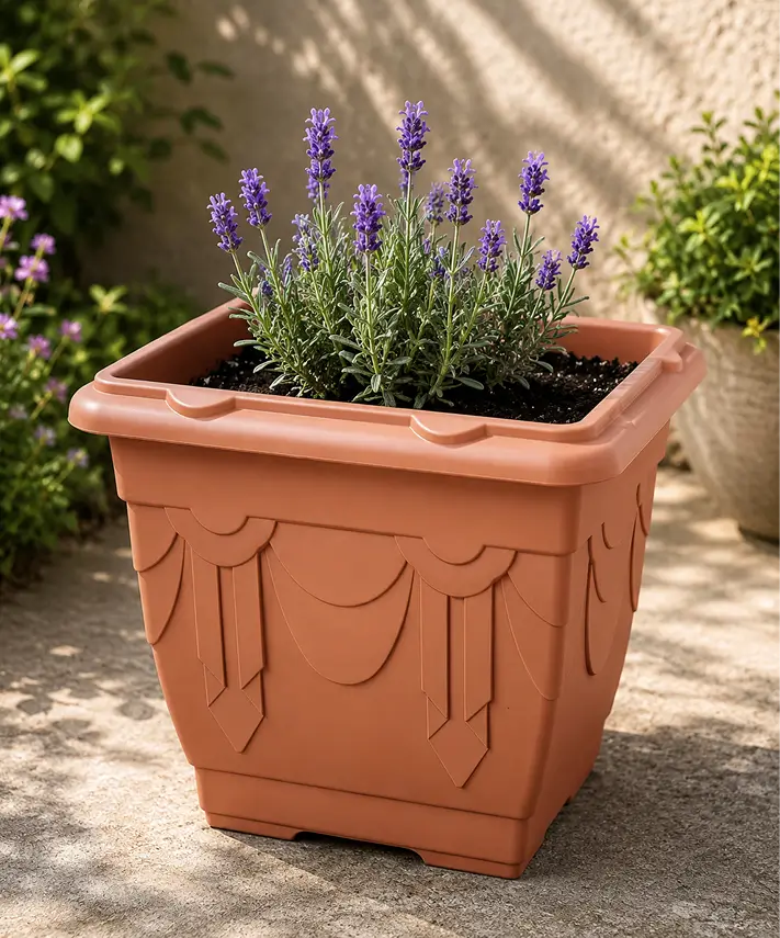 30cm Terracotta Venetian Decorative Planter – Stylish Indoor & Outdoor Flower Pot