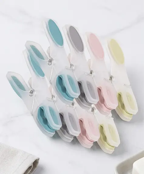 Strong Grip Plastic Laundry Pegs for Clothes Drying & Washing Lines
