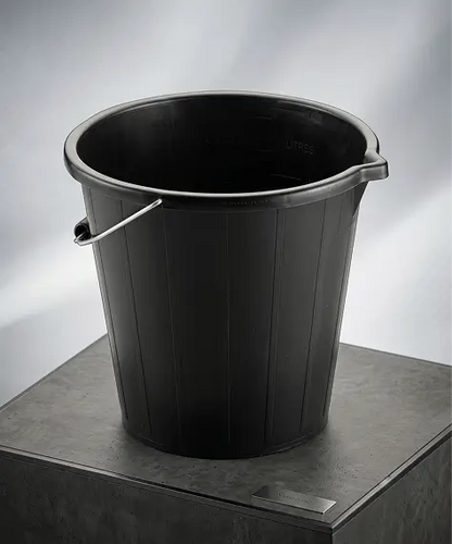 14L Heavy Duty Cement Mixing Bucket – Black Plastic with Metal Handle