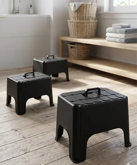 Handy Black Step Stool – Non-Slip Design with Built-In Carry Handle for Everyday Use