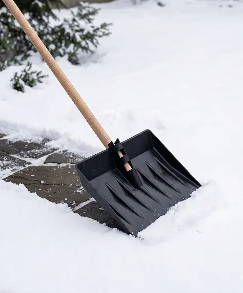Long Handle Snow Shovel for Snow, Leaves & Garden Debris