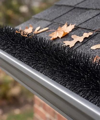 4m Gutter Cleaning Brush 100mm Leaf Guard Drain Protector